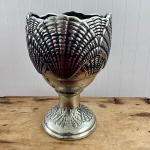 McCoy Pottery Footed Vase, Glass Planter in Shell Pattern. Silver Glaze.